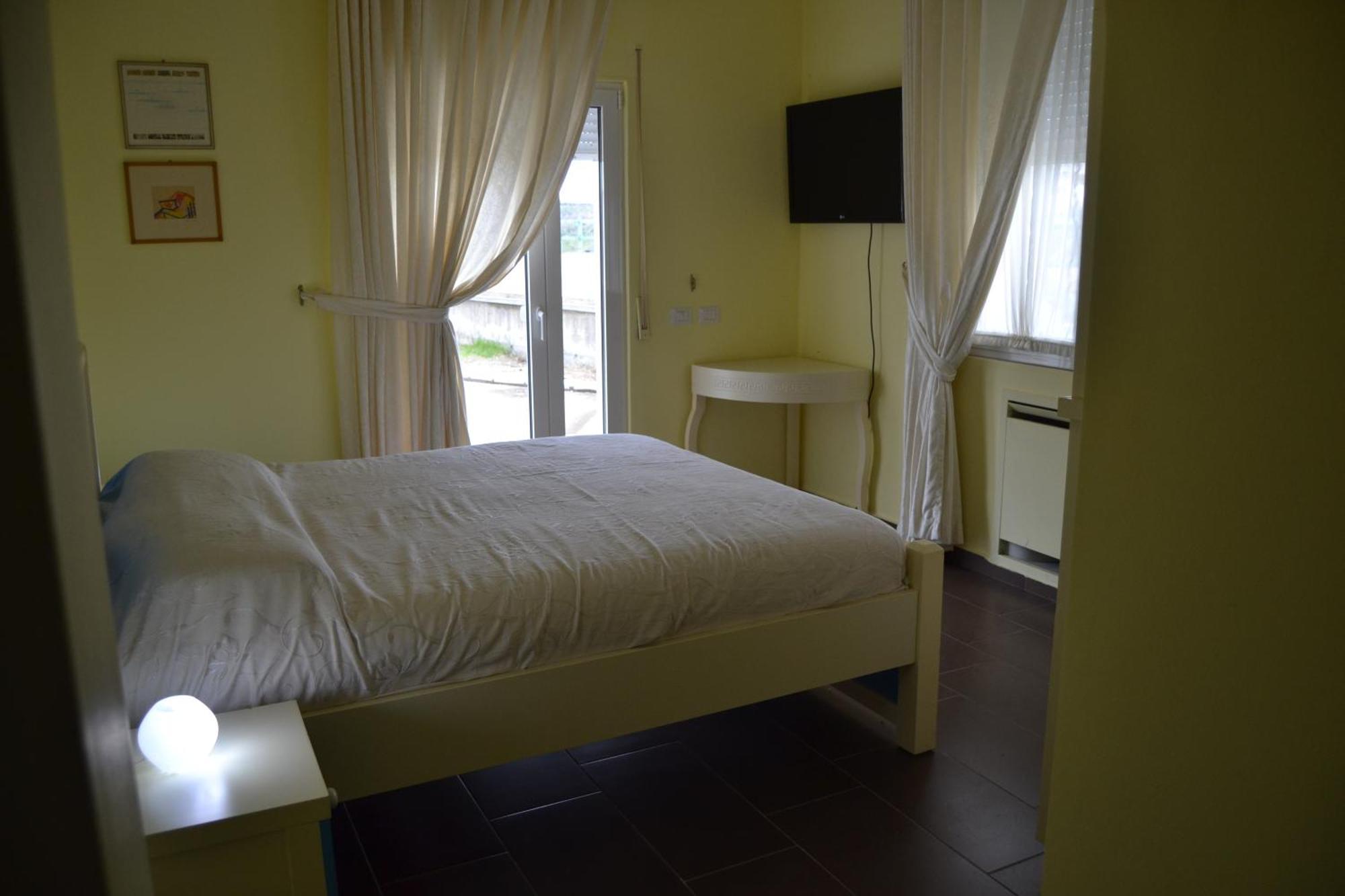 Kodra E Godenve Hotell Vile-Ballaj Rum bild